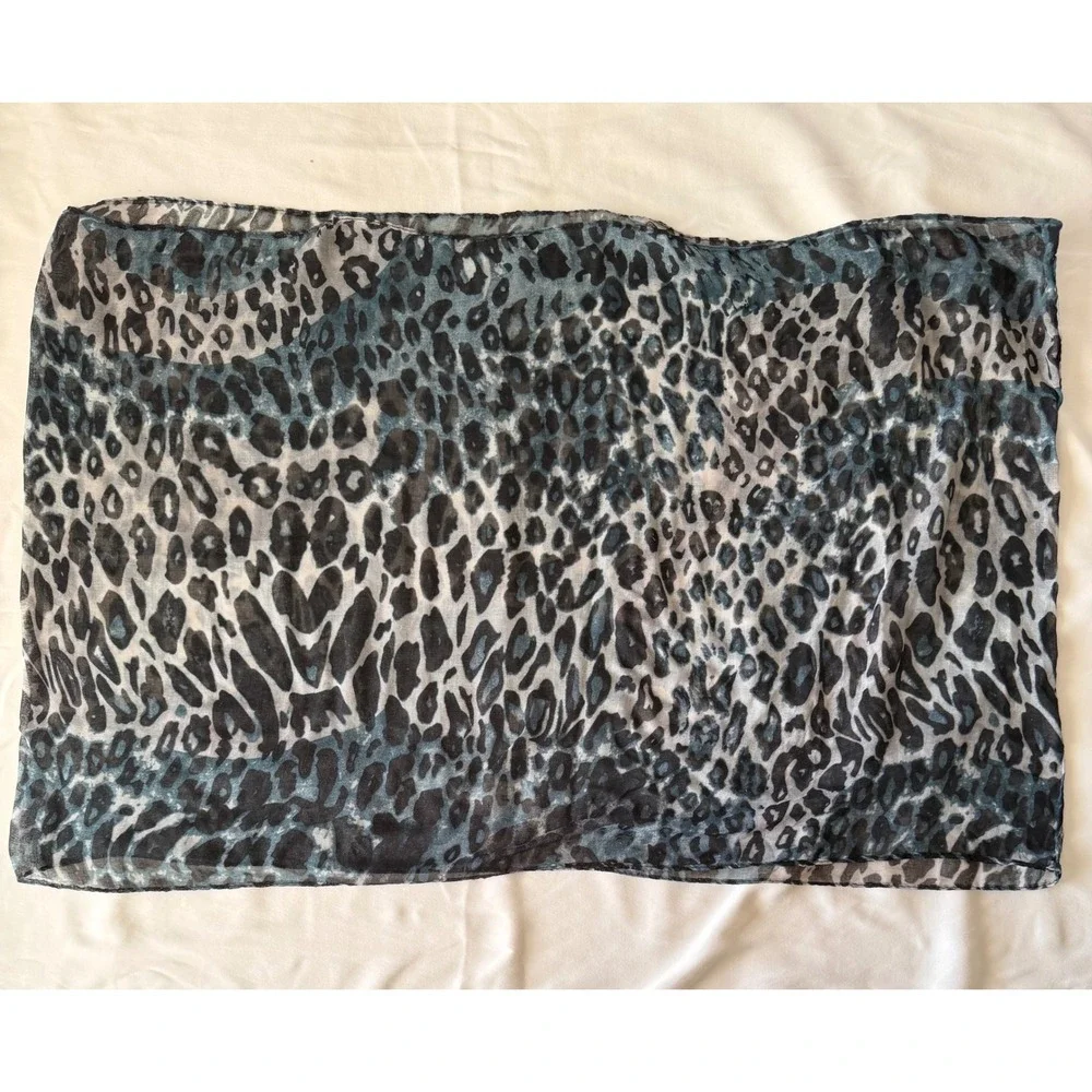 Blue Grey Leopard‎ Print Infinity Scarf Lightweight Animal Pattern Loop Scarf